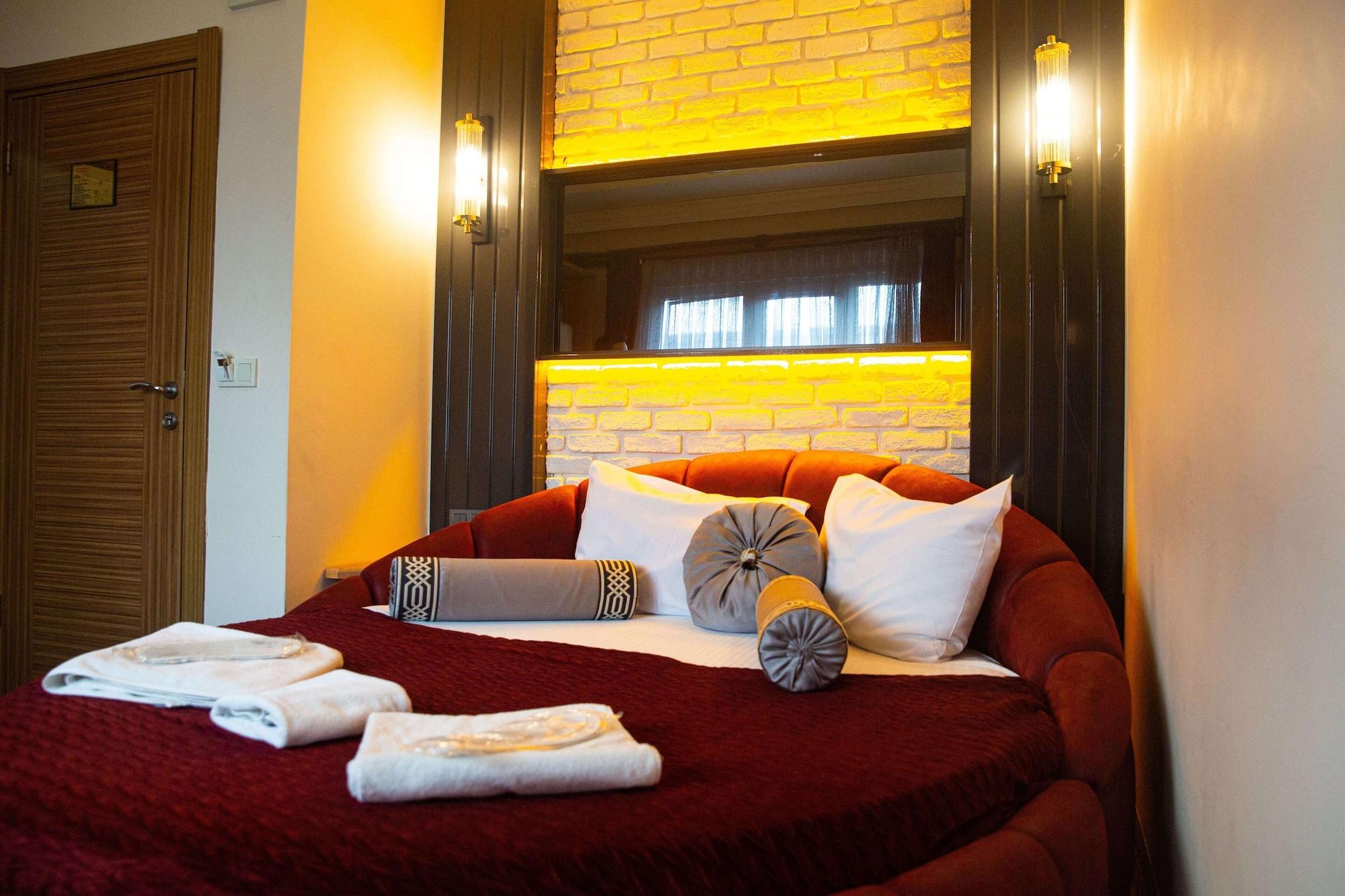 Emirtimes Hotel Kadikoey イスタンブール エクステリア 写真