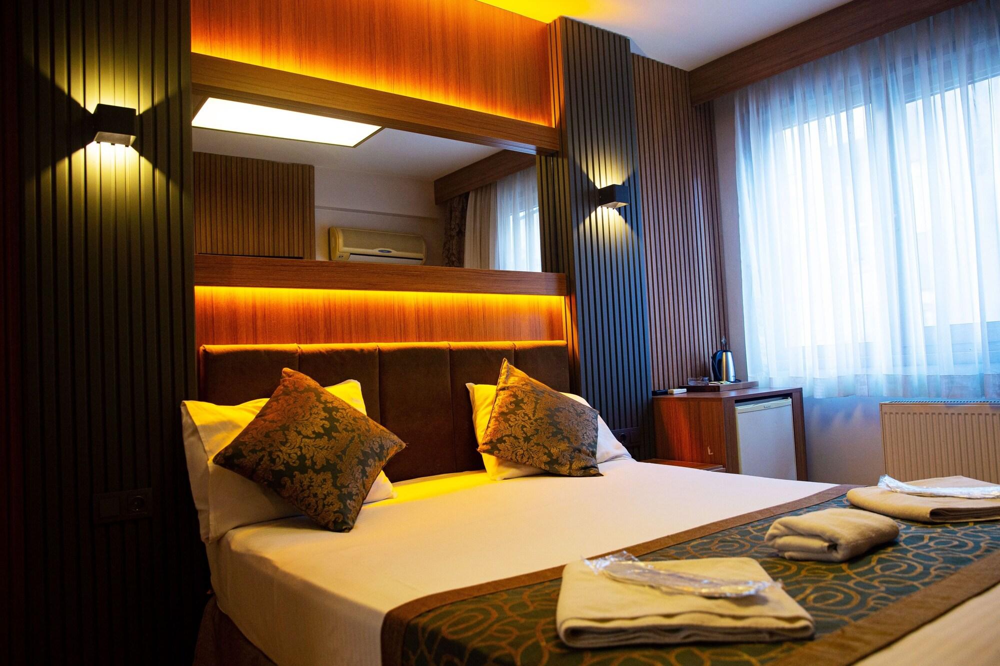 Emirtimes Hotel Kadikoey イスタンブール エクステリア 写真